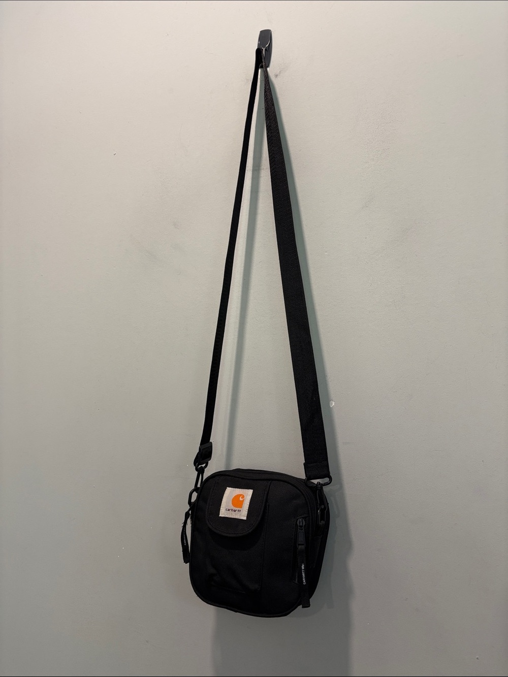 Carhartt Black Crossbody Belt Bag Adjustable Shoulder Utility Pack - Picture 5 of 15